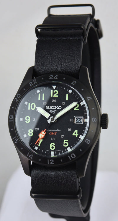 Seiko 5 GMT SSK025K1 (Pre-owned)