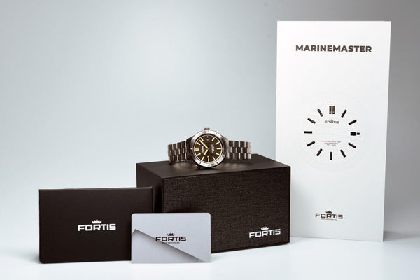 Fortis Marinemaster M-44 COSC Black Resin Bracelet (Pre-owned)