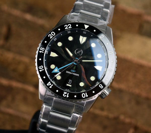 Zelos Mako GMT Mosaic MOP (Pre-owned)