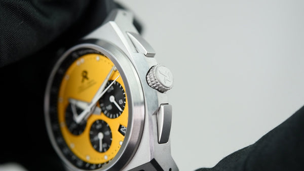 RZE Valour Chronograph Medallion Yellow (Pre-owned)